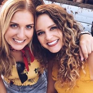 Meet your Posher, Natalie